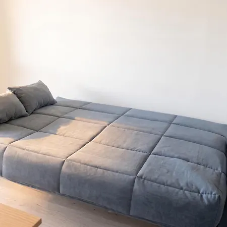 아파트 Confortable A 19 M² Avec Balcon *