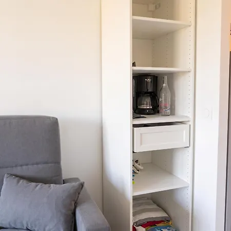 아파트 Confortable A 19 M² Avec Balcon 빌라르 드 랑