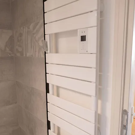 Confortable A 19 M² Avec Balcon * 빌라르 드 랑